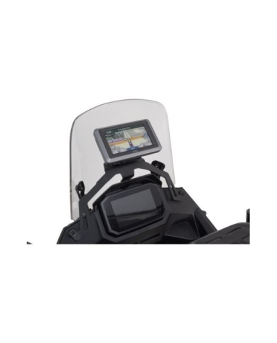 SW-MOTECH Navi-Halter im Cockpit