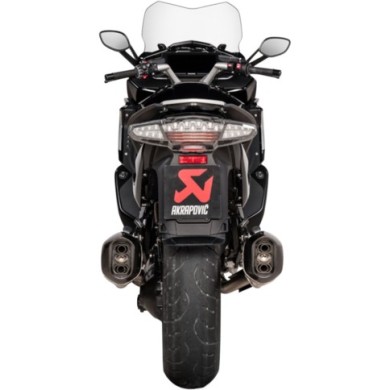 AKRAPOVIC Système d'échappement Slip-On Line (titane)
