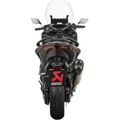 AKRAPOVIC Sistema di scarico Racing Line (titanio)
