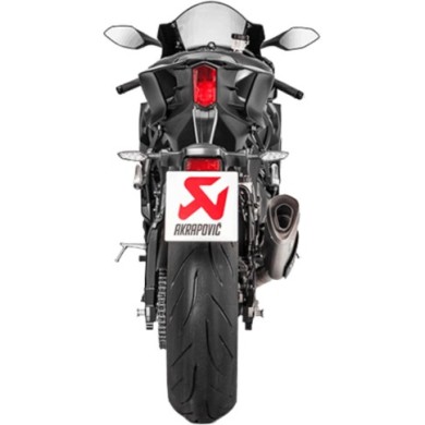 AKRAPOVIC Sistema di scarico Slip-On Line (titanio)
