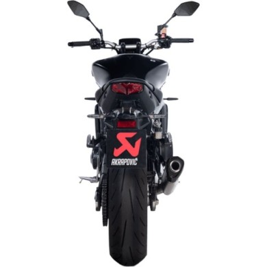 AKRAPOVIC Sistema di scarico Racing Line (titanio)