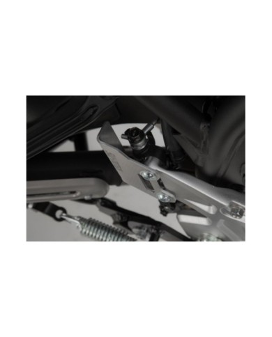 SW-MOTECH Prot. cilindro maestro freno argento