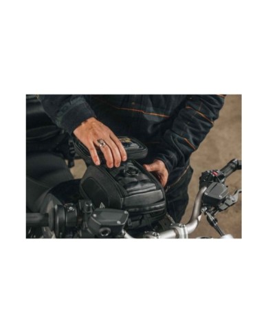 SW-MOTECH Legend Gear Smartphone-Tasche LA11