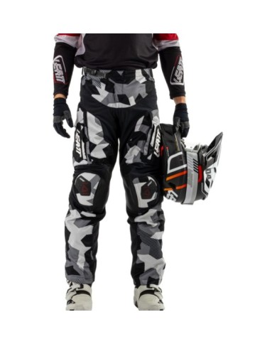 Leatt Pant Moto 5.5 Enduro Forge schwarz-camo