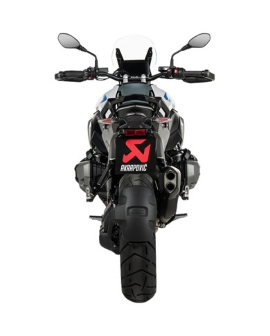 AKRAPOVIC Sistema di scarico Slip-On Line (titanio)