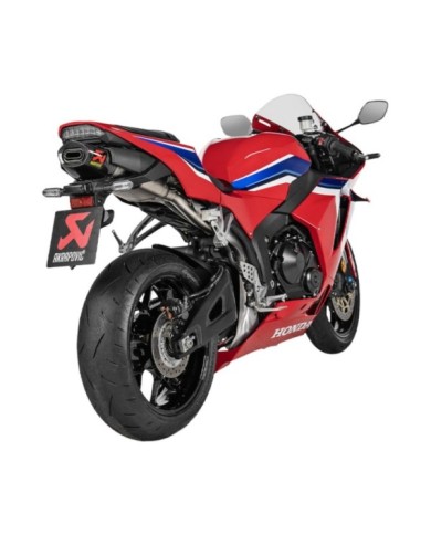 AKRAPOVIC Sistema di scarico Slip-On Line (titanio)