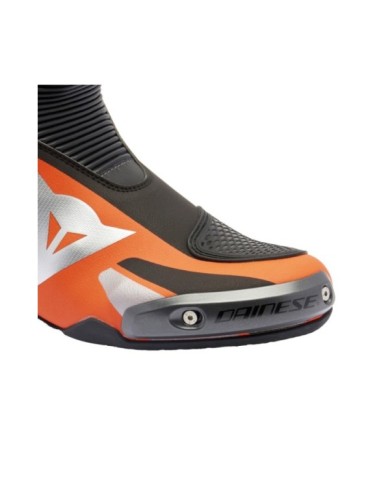 Dainese Stiefel Axial 2 schwarz-fluo rot