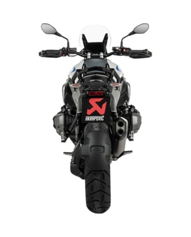 AKRAPOVIC Système d'échappement Slip-On Line (titane)