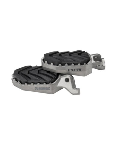 AKRAPOVIC Repose-pieds Adventure (titane)