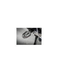 AKRAPOVIC Repose-pieds Adventure (titane)
